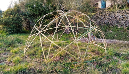 Dome en bambou par bambouka