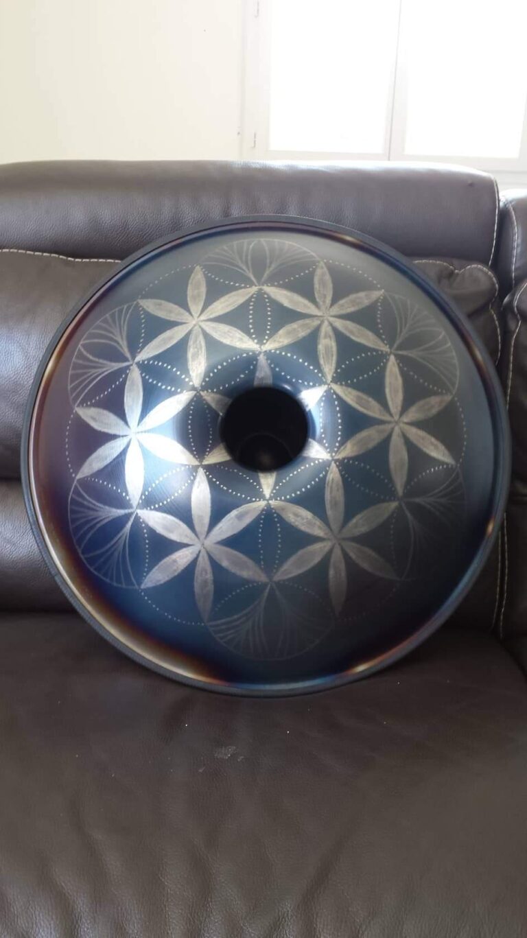 handpan personnalisé avec motif mandala